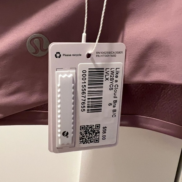 #69 Lululemon NWT Lavender Lux Like a Cloud Bra Light Support, B/C Cup, Size 6 - Picture 4 of 4